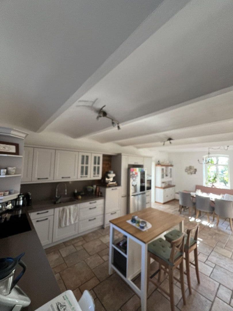 Prodej domu 342 m², pozemek 832 m², Hungen, Hessen Prodej domu 342 m², pozemek 832 m², Hungen, Hessen