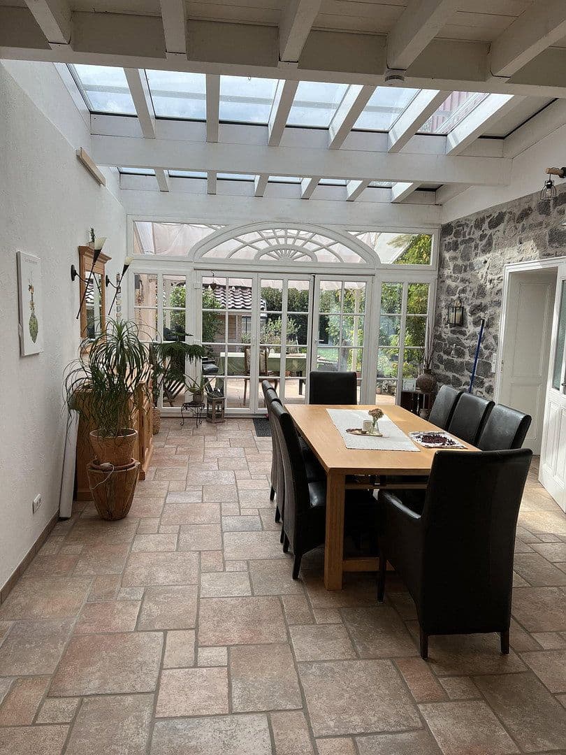 Prodej domu 342 m², pozemek 832 m², Hungen, Hessen Prodej domu 342 m², pozemek 832 m², Hungen, Hessen