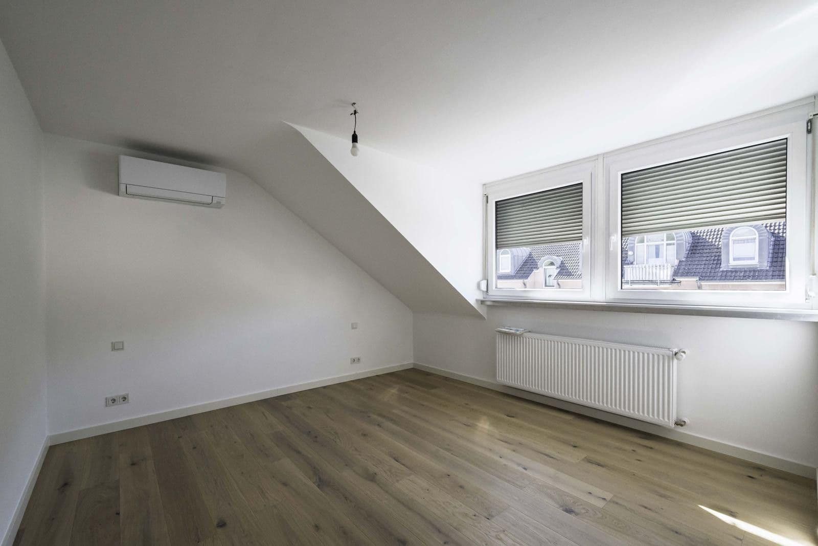 Prodej bytu 4+1 103 m², Bernkastel-Kues, Porýní-Falc Prodej bytu 4+1 103 m², Bernkastel-Kues, Porýní-Falc