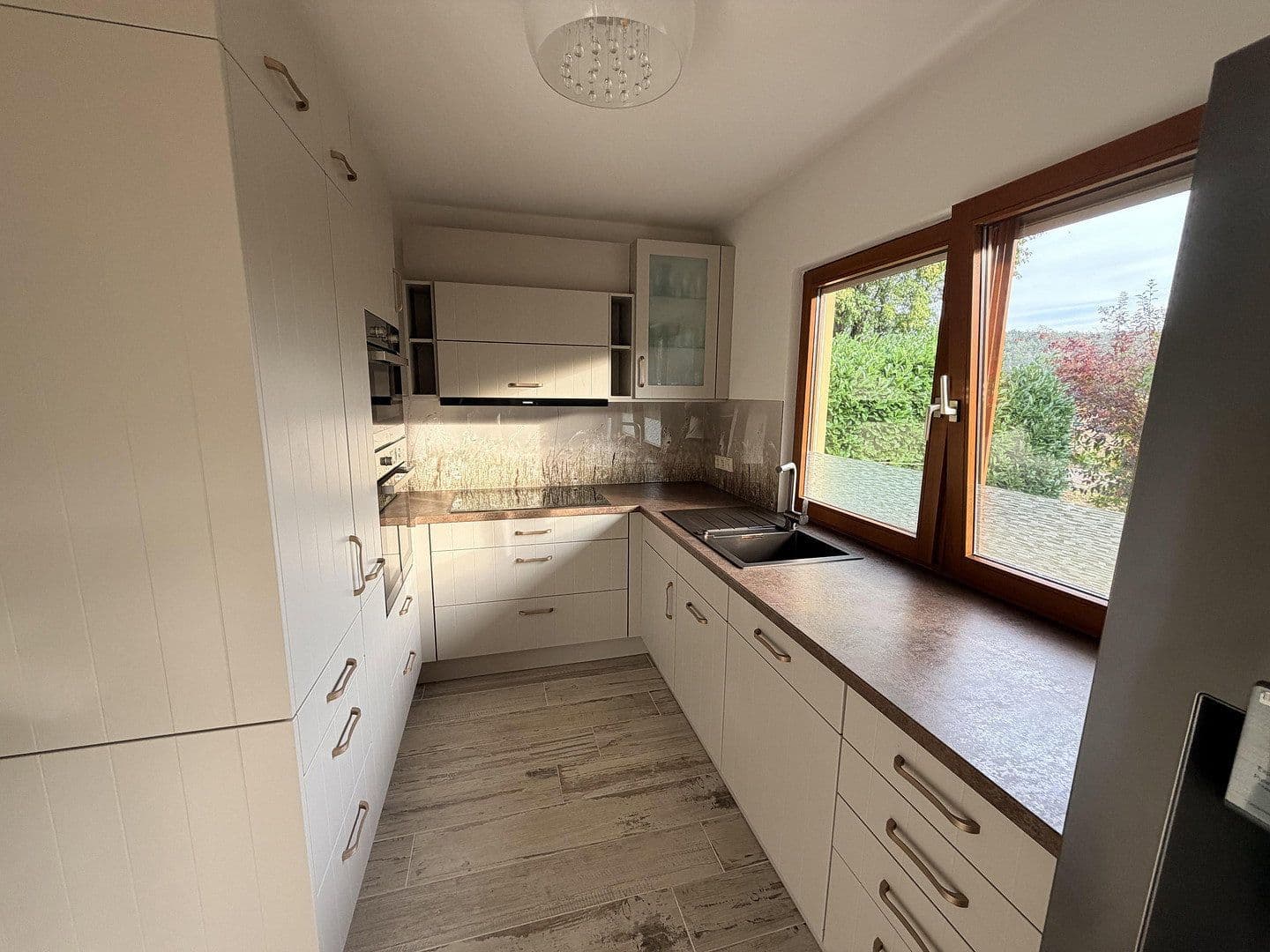 Prodej domu 125 m², pozemek 840 m², Lonnerstadt, Bavorsko Prodej domu 125 m², pozemek 840 m², Lonnerstadt, Bavorsko