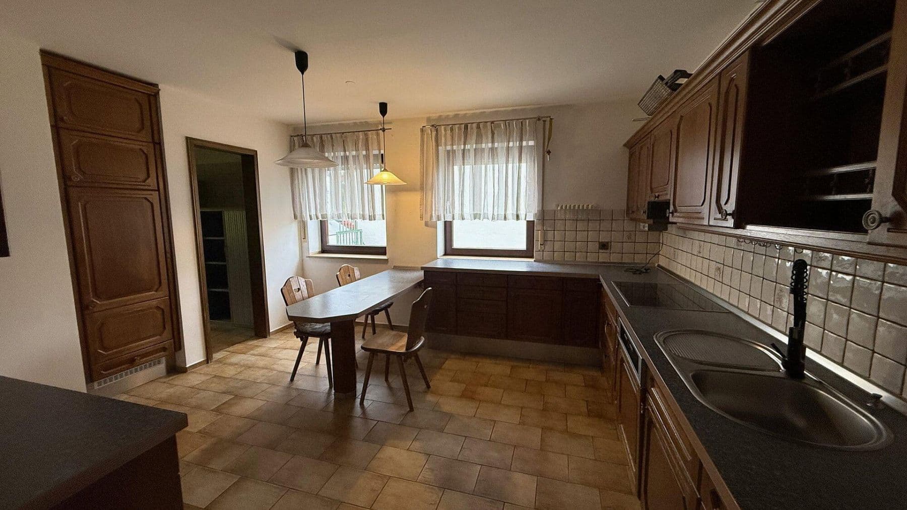Prodej domu 340 m², pozemek 980 m², Donauwörth, Bavorsko Prodej domu 340 m², pozemek 980 m², Donauwörth, Bavorsko