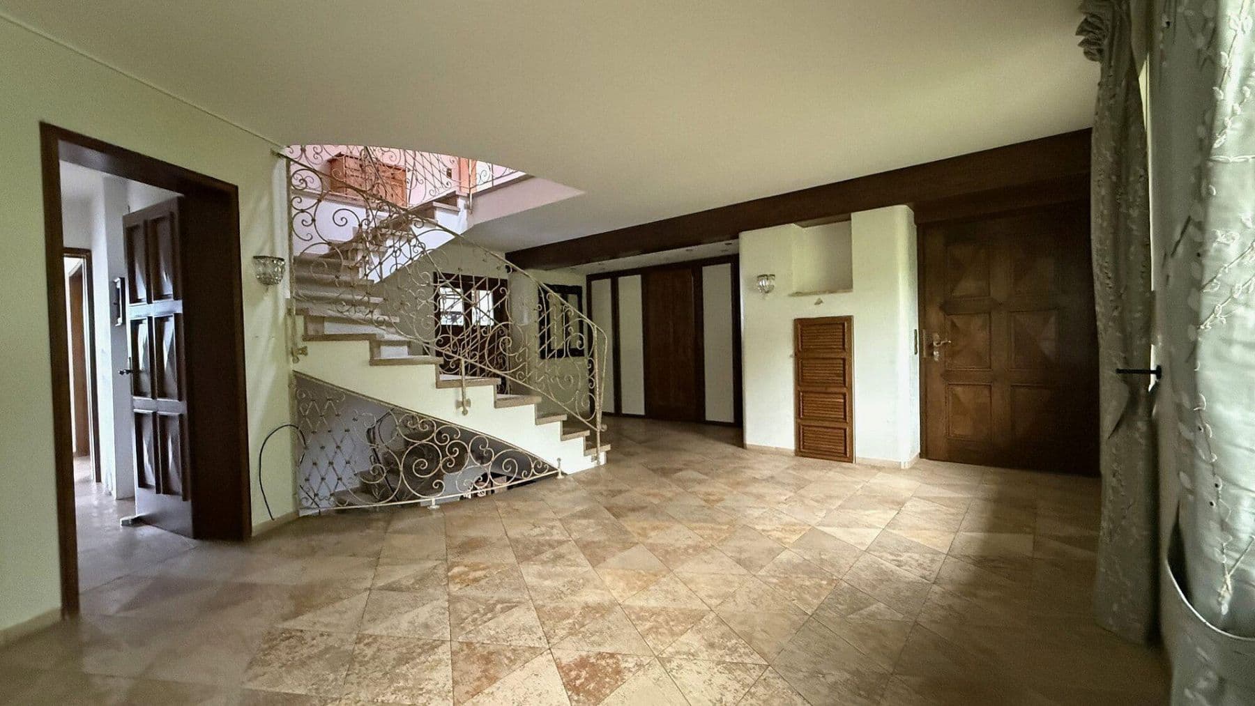 Prodej domu 340 m², pozemek 980 m², Donauwörth, Bavorsko Prodej domu 340 m², pozemek 980 m², Donauwörth, Bavorsko