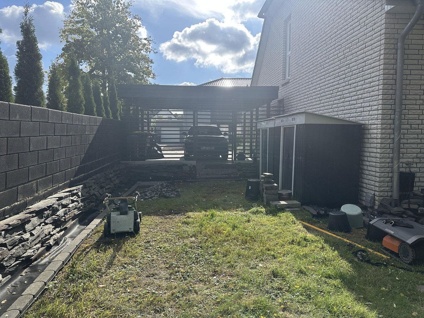 Prodej domu 115 m², pozemek 400 m², Ronnenberg, Dolní Sasko Prodej domu 115 m², pozemek 400 m², Ronnenberg, Dolní Sasko