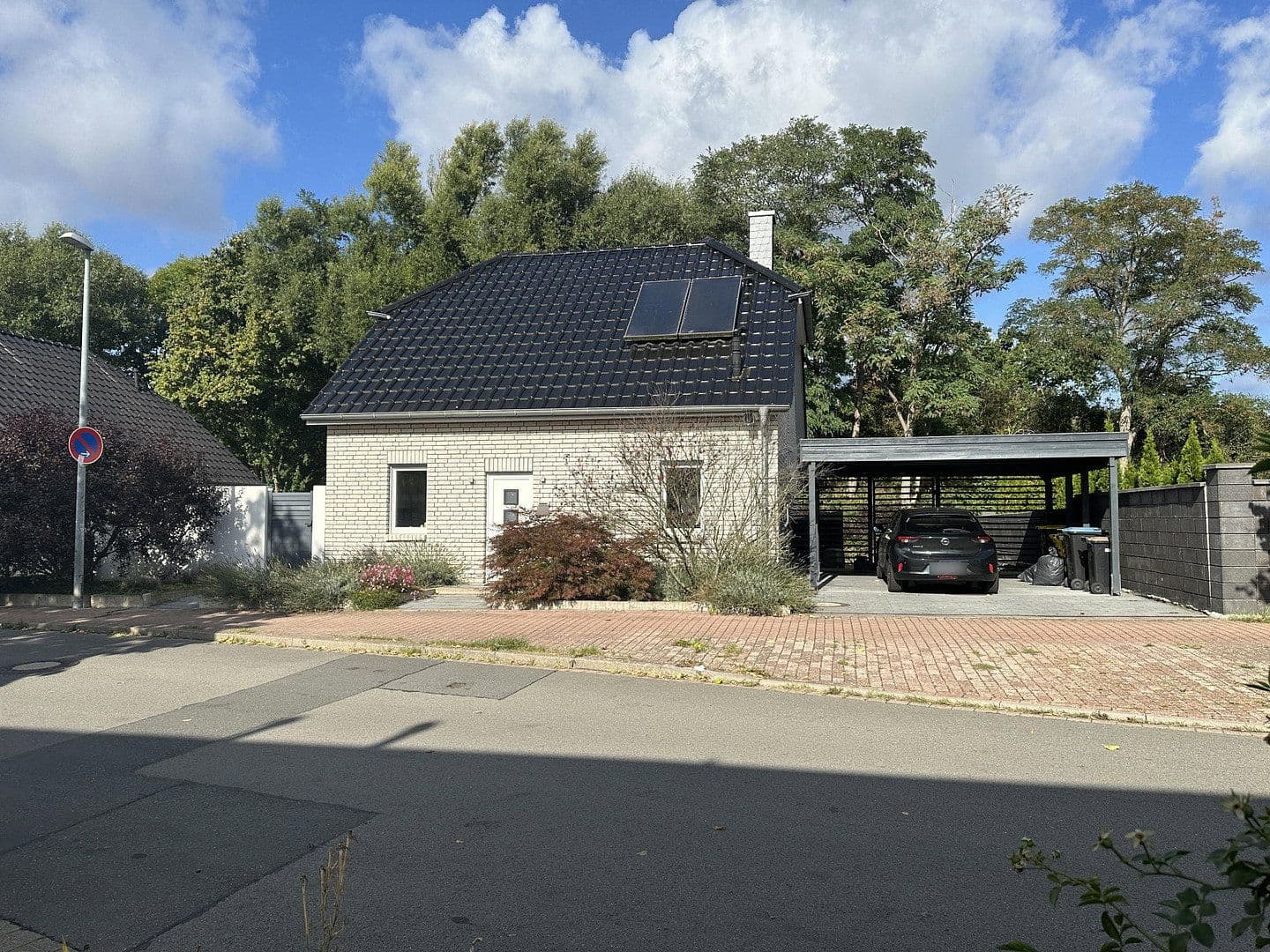 Prodej domu 115 m², pozemek 400 m², Ronnenberg, Dolní Sasko Prodej domu 115 m², pozemek 400 m², Ronnenberg, Dolní Sasko