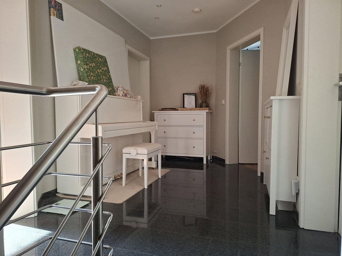 Prodej domu 115 m², pozemek 400 m², Ronnenberg, Dolní Sasko Prodej domu 115 m², pozemek 400 m², Ronnenberg, Dolní Sasko