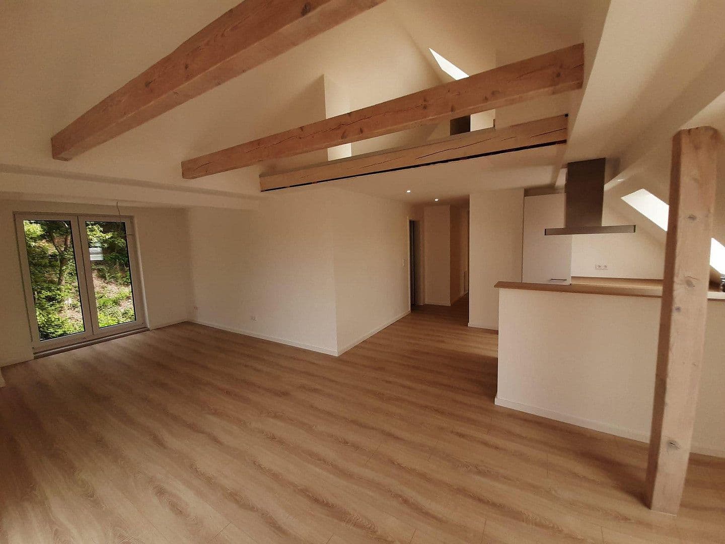 Pronájem bytu 2+1 64 m², Stader Landstraße 31, Bremen, Bremen Pronájem bytu 2+1 64 m², Stader Landstraße 31, Bremen, Bremen