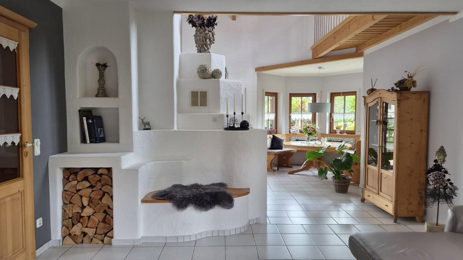 Prodej domu 242 m², pozemek 815 m², Burgoberbach, Bavorsko Prodej domu 242 m², pozemek 815 m², Burgoberbach, Bavorsko
