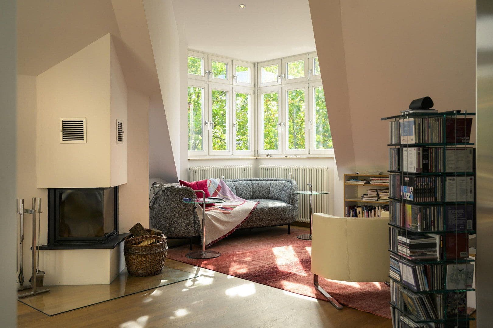 Prodej bytu 4+1 214 m², Berlin, Berlín Prodej bytu 4+1 214 m², Berlin, Berlín