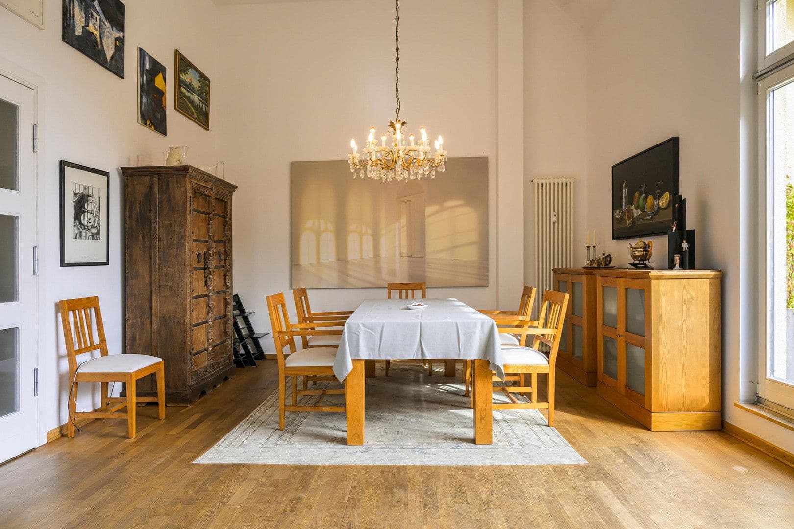 Prodej bytu 4+1 214 m², Berlin, Berlín Prodej bytu 4+1 214 m², Berlin, Berlín