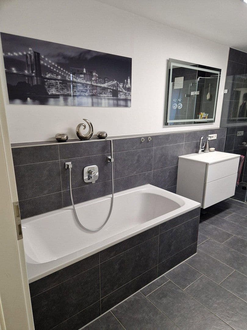 Prodej bytu 3+1 89 m², Moosburgerstrasse 22, Pfaffenhofen, Bavorsko Prodej bytu 3+1 89 m², Moosburgerstrasse 22, Pfaffenhofen, Bavorsko