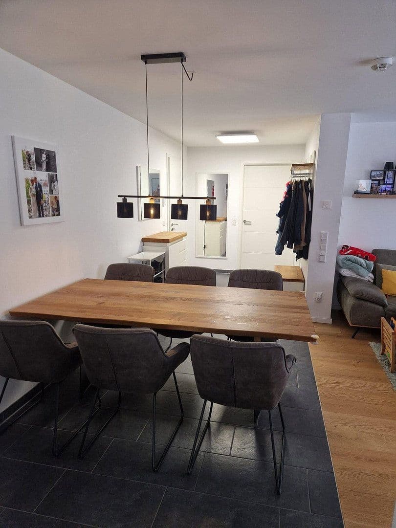 Prodej bytu 3+1 89 m², Moosburgerstrasse 22, Pfaffenhofen, Bavorsko Prodej bytu 3+1 89 m², Moosburgerstrasse 22, Pfaffenhofen, Bavorsko