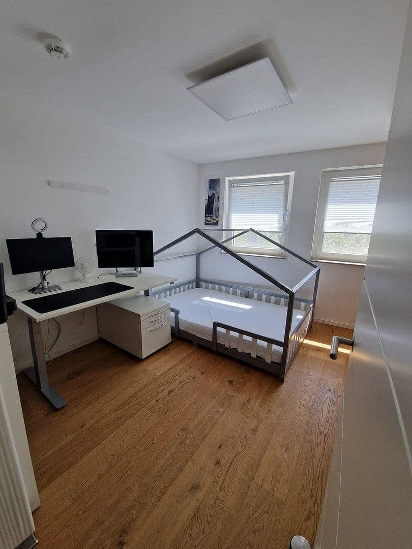 Prodej bytu 3+1 89 m², Moosburgerstrasse 22, Pfaffenhofen, Bavorsko Prodej bytu 3+1 89 m², Moosburgerstrasse 22, Pfaffenhofen, Bavorsko