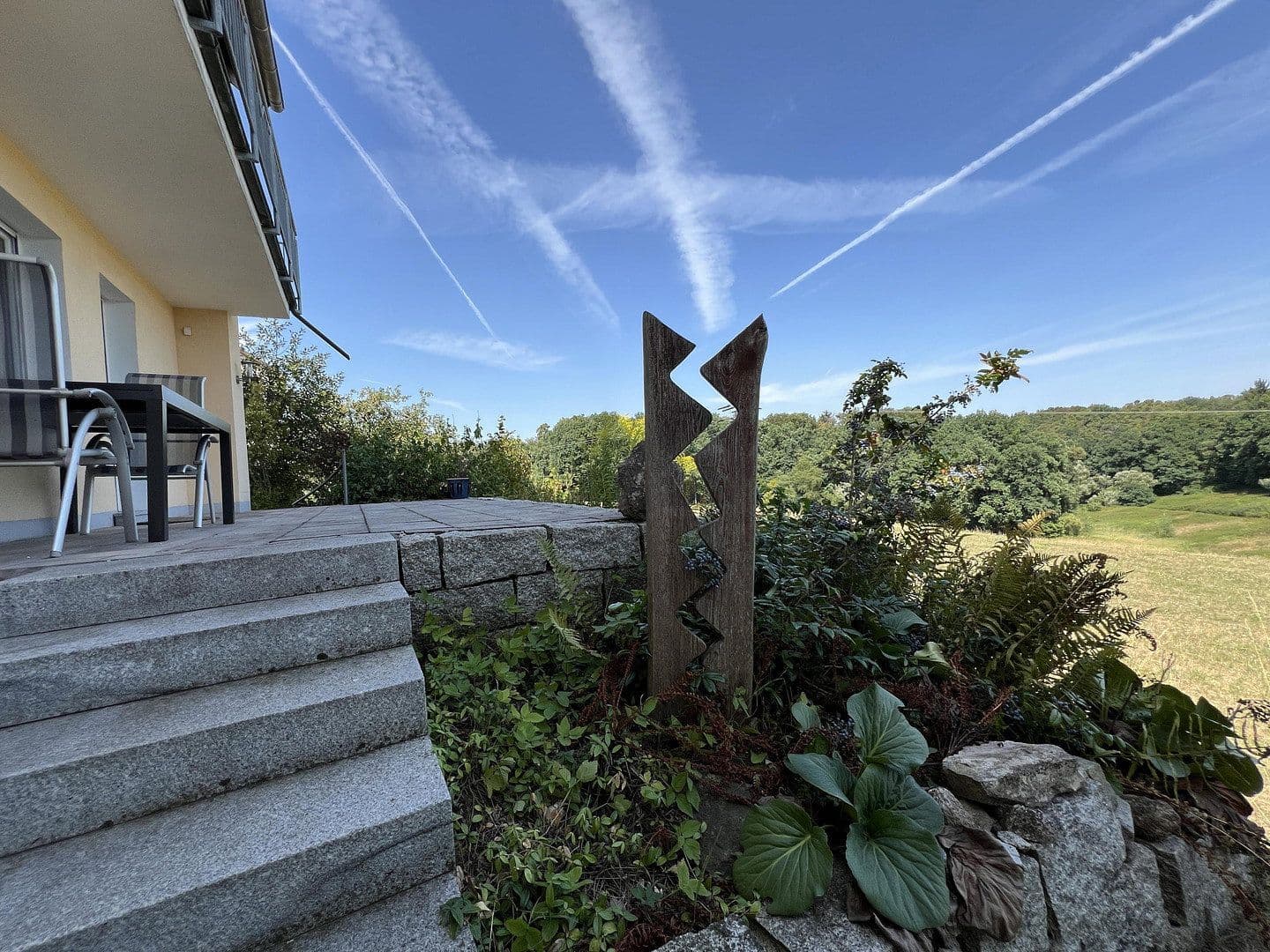 Prodej domu 271 m², pozemek 696 m², Roßtal, Bavorsko Prodej domu 271 m², pozemek 696 m², Roßtal, Bavorsko