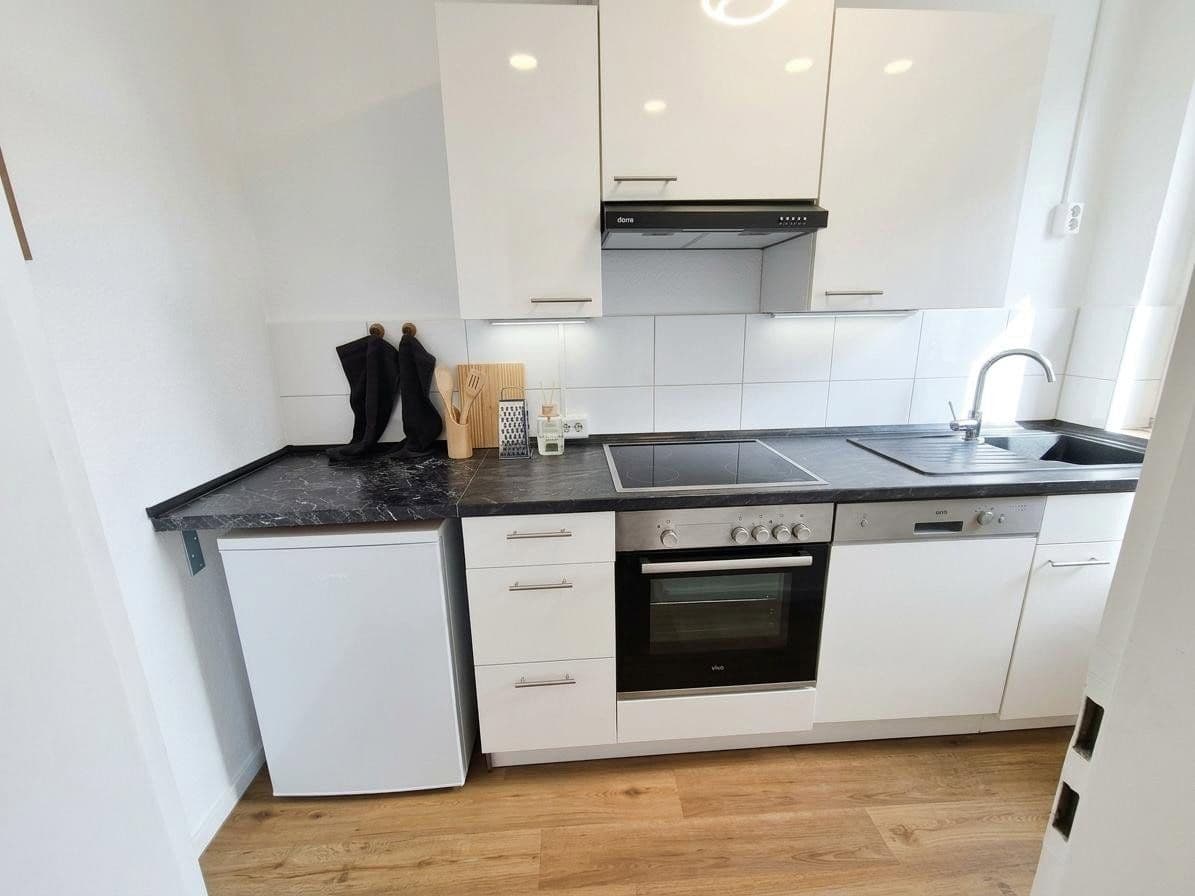 Pronájem bytu 2+1 55 m², Marienstr. 90-92, Köln, Severní Porýní-Vestfálsko Pronájem bytu 2+1 55 m², Marienstr. 90-92, Köln, Severní Porýní-Vestfálsko