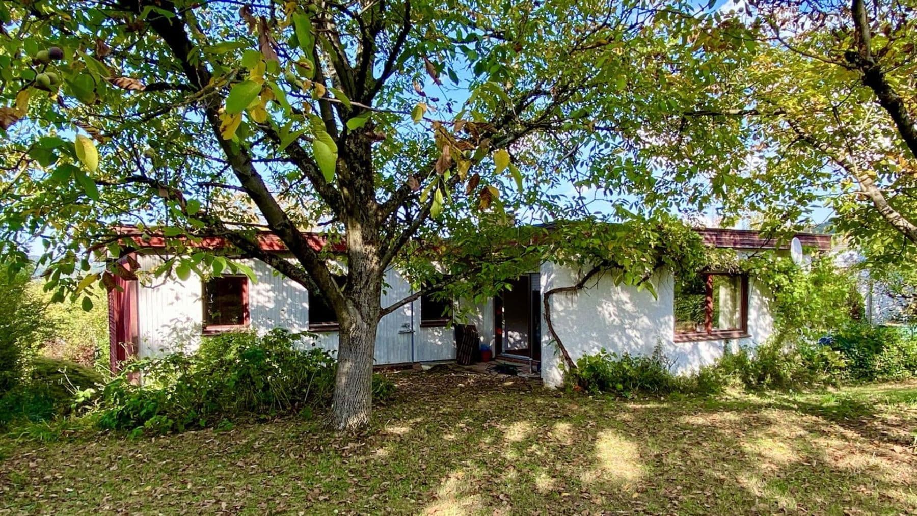 Prodej domu 196 m², pozemek 722 m², Pommernweg 10, Oberstenfeld, Bádensko-Württembersko Prodej domu 196 m², pozemek 722 m², Pommernweg 10, Oberstenfeld, Bádensko-Württembersko