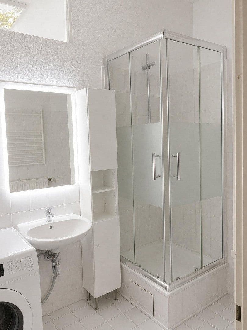 Prodej bytu 3+1 90 m², Semmelweisstraße 6, Potsdam, Braniborsko Prodej bytu 3+1 90 m², Semmelweisstraße 6, Potsdam, Braniborsko