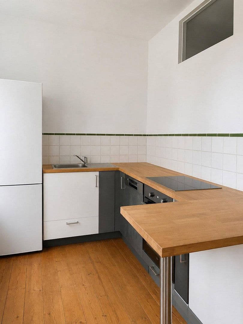 Prodej bytu 3+1 90 m², Semmelweisstraße 6, Potsdam, Braniborsko Prodej bytu 3+1 90 m², Semmelweisstraße 6, Potsdam, Braniborsko