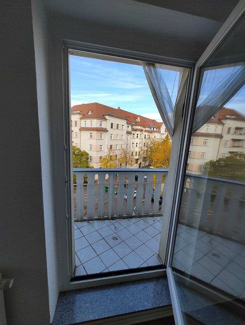 Pronájem bytu 3+1 88 m², Heinrich - Budde Straße 16, Leipzig, Sasko Pronájem bytu 3+1 88 m², Heinrich - Budde Straße 16, Leipzig, Sasko