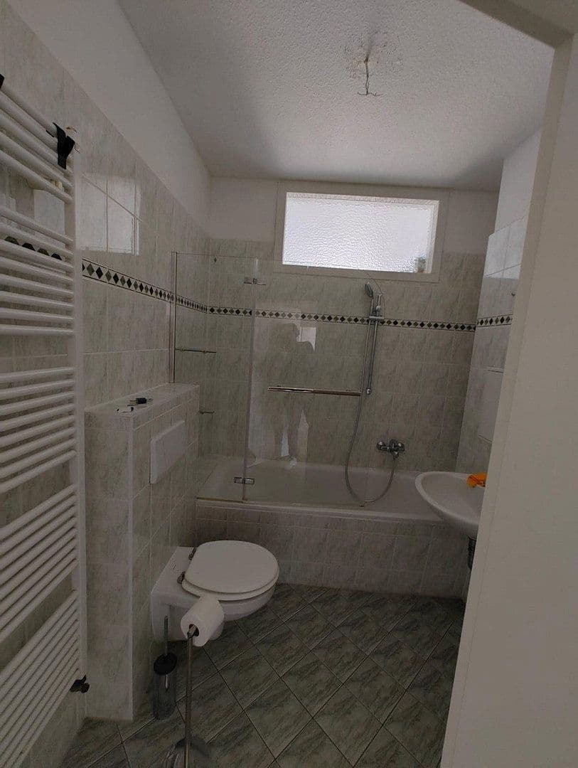 Pronájem bytu 3+1 88 m², Heinrich - Budde Straße 16, Leipzig, Sasko Pronájem bytu 3+1 88 m², Heinrich - Budde Straße 16, Leipzig, Sasko