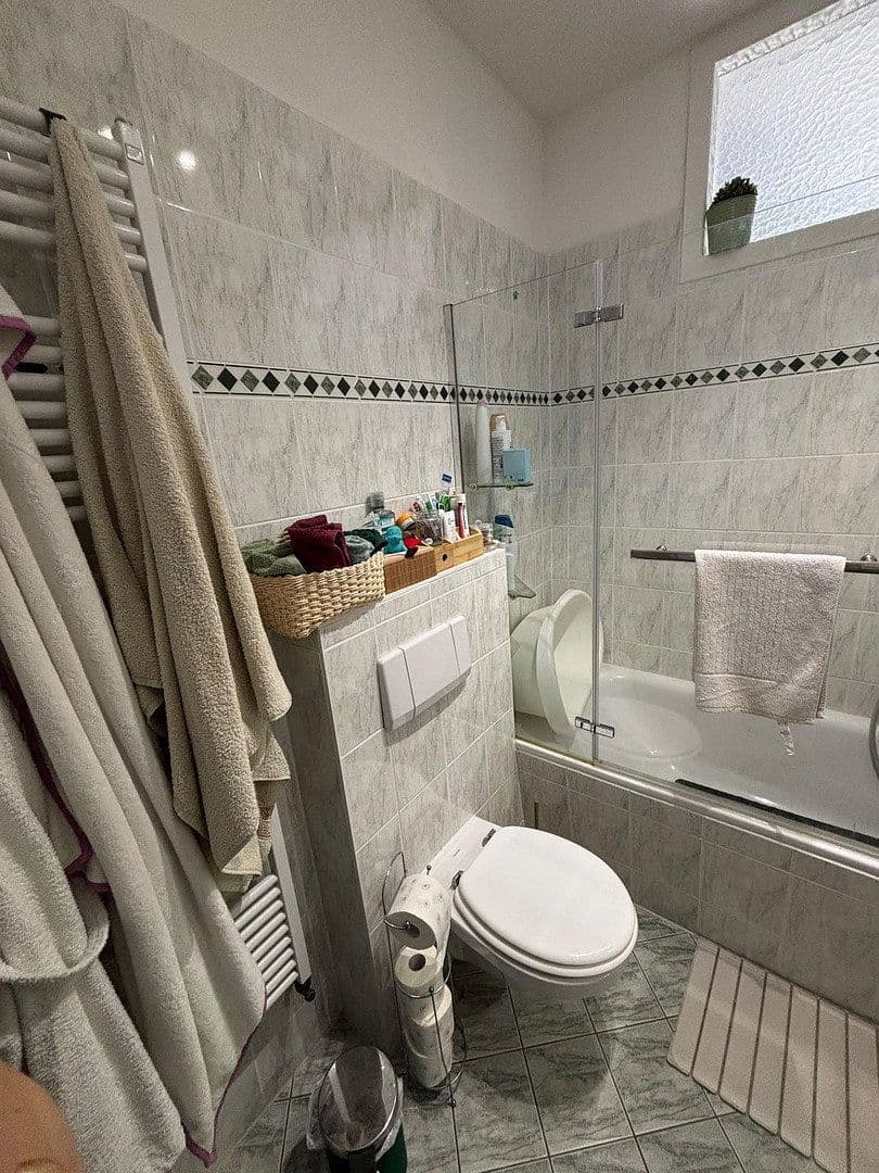 Pronájem bytu 3+1 88 m², Heinrich - Budde Straße, Leipzig, Sasko Pronájem bytu 3+1 88 m², Heinrich - Budde Straße, Leipzig, Sasko