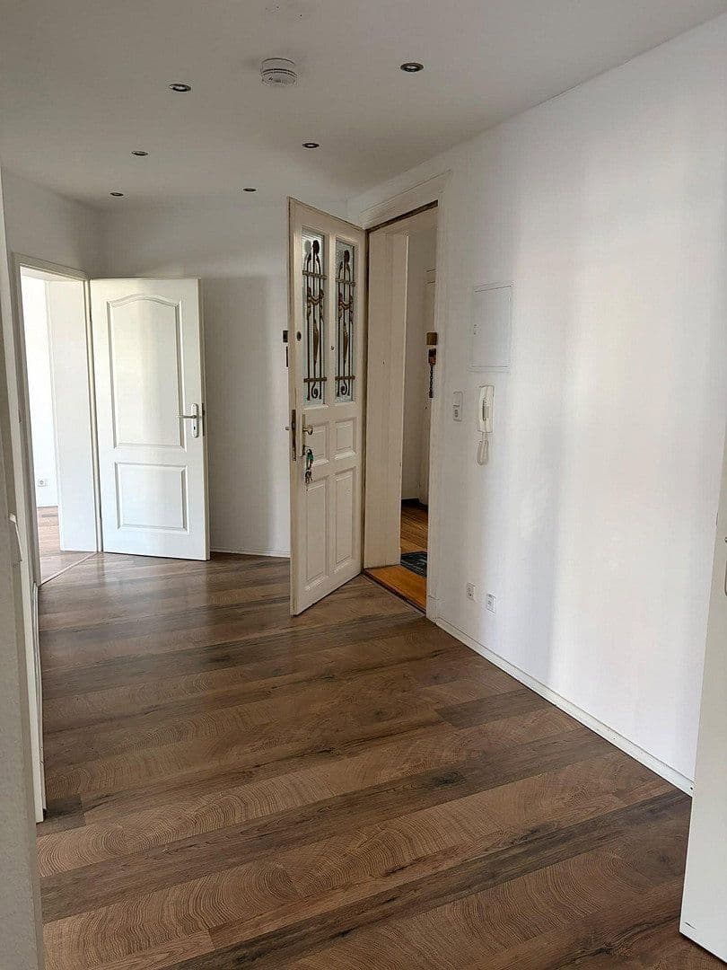Pronájem bytu 3+1 88 m², Heinrich - Budde Straße 16, Leipzig, Sasko Pronájem bytu 3+1 88 m², Heinrich - Budde Straße 16, Leipzig, Sasko