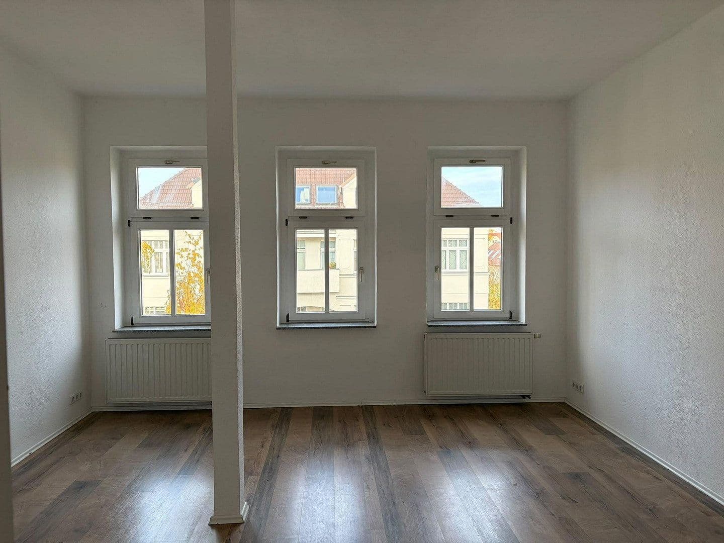 Pronájem bytu 3+1 88 m², Heinrich - Budde Straße 16, Leipzig, Sasko Pronájem bytu 3+1 88 m², Heinrich - Budde Straße 16, Leipzig, Sasko