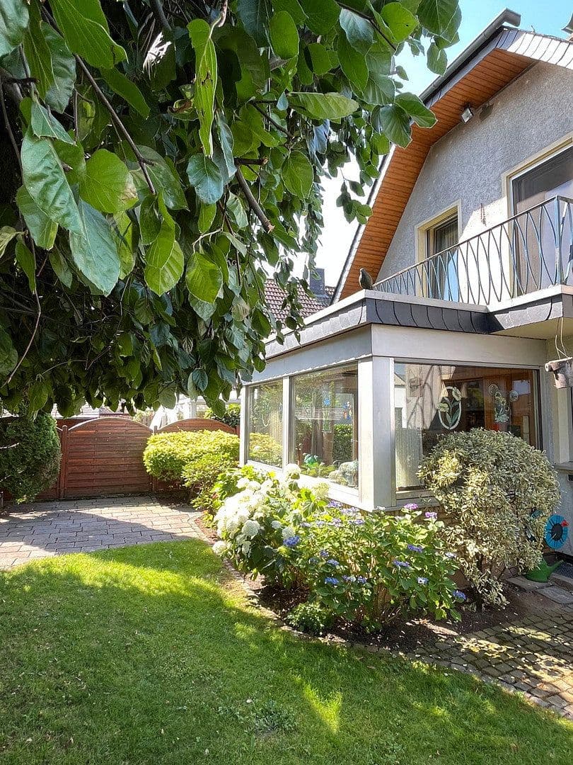 Prodej domu 110 m², pozemek 368 m², Köln-Pesch, Severní Porýní-Vestfálsko Prodej domu 110 m², pozemek 368 m², Köln-Pesch, Severní Porýní-Vestfálsko