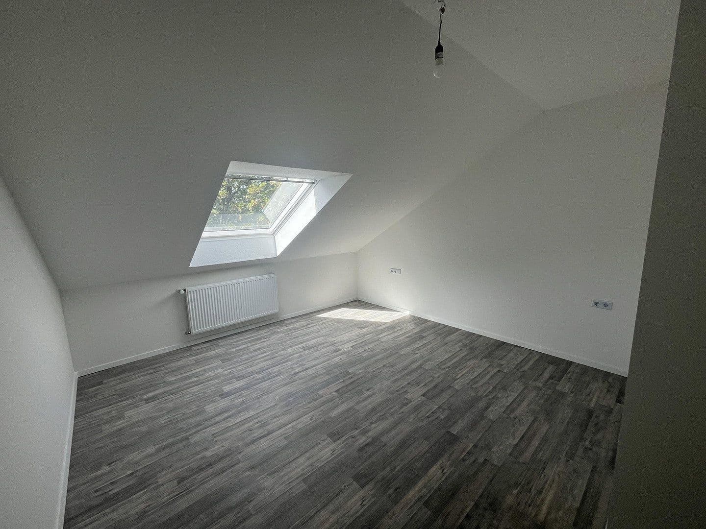 Pronájem bytu 3+1 84 m², Am Tocksberg 6, Merzig, Země Sársko Pronájem bytu 3+1 84 m², Am Tocksberg 6, Merzig, Země Sársko