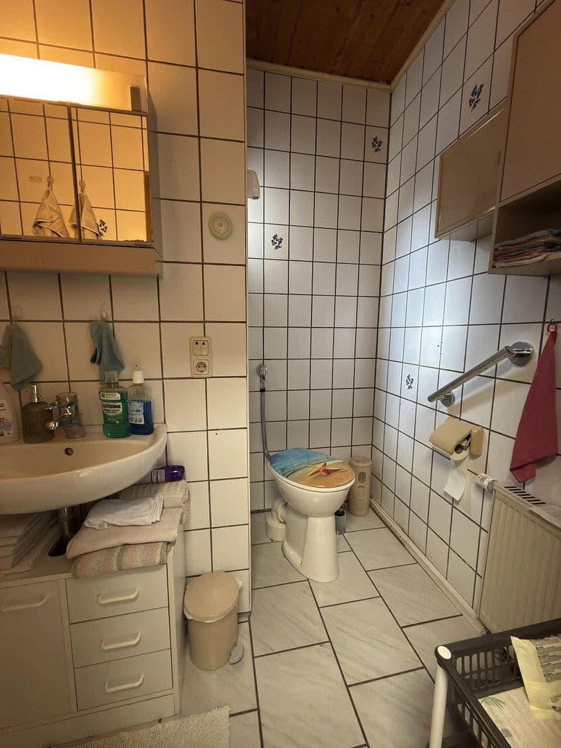 Prodej domu 191 m², pozemek 353 m², Butzbach, Hessen Prodej domu 191 m², pozemek 353 m², Butzbach, Hessen