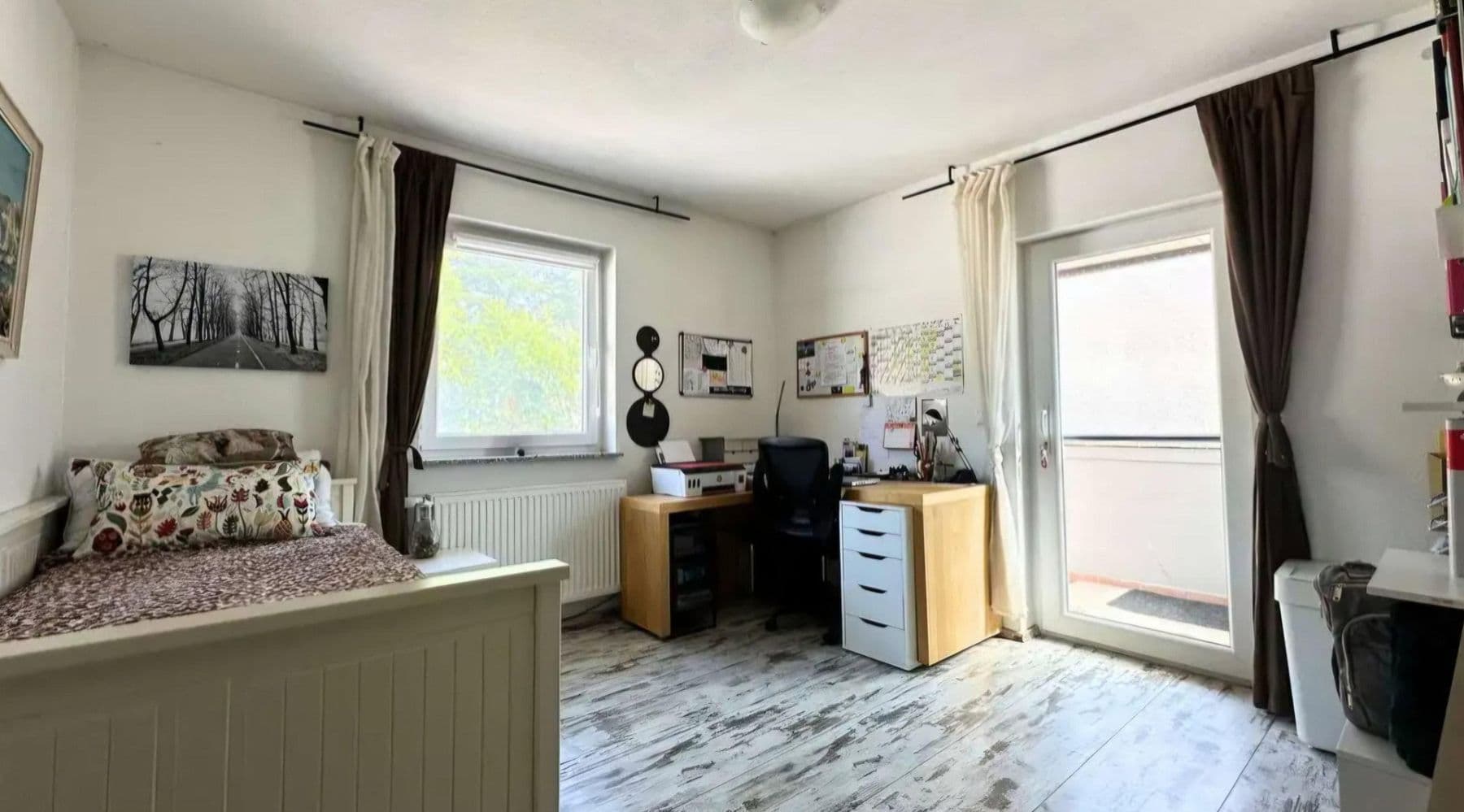 Prodej domu 155 m², pozemek 707 m², Brackenheim, Bádensko-Württembersko Prodej domu 155 m², pozemek 707 m², Brackenheim, Bádensko-Württembersko