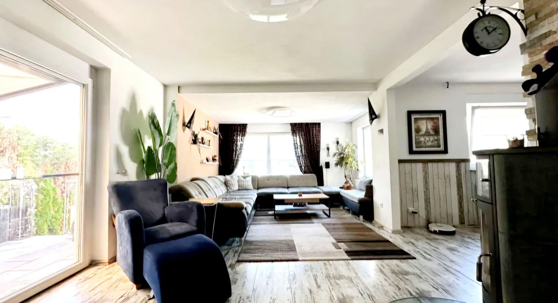 Prodej domu 155 m², pozemek 707 m², Brackenheim, Bádensko-Württembersko Prodej domu 155 m², pozemek 707 m², Brackenheim, Bádensko-Württembersko