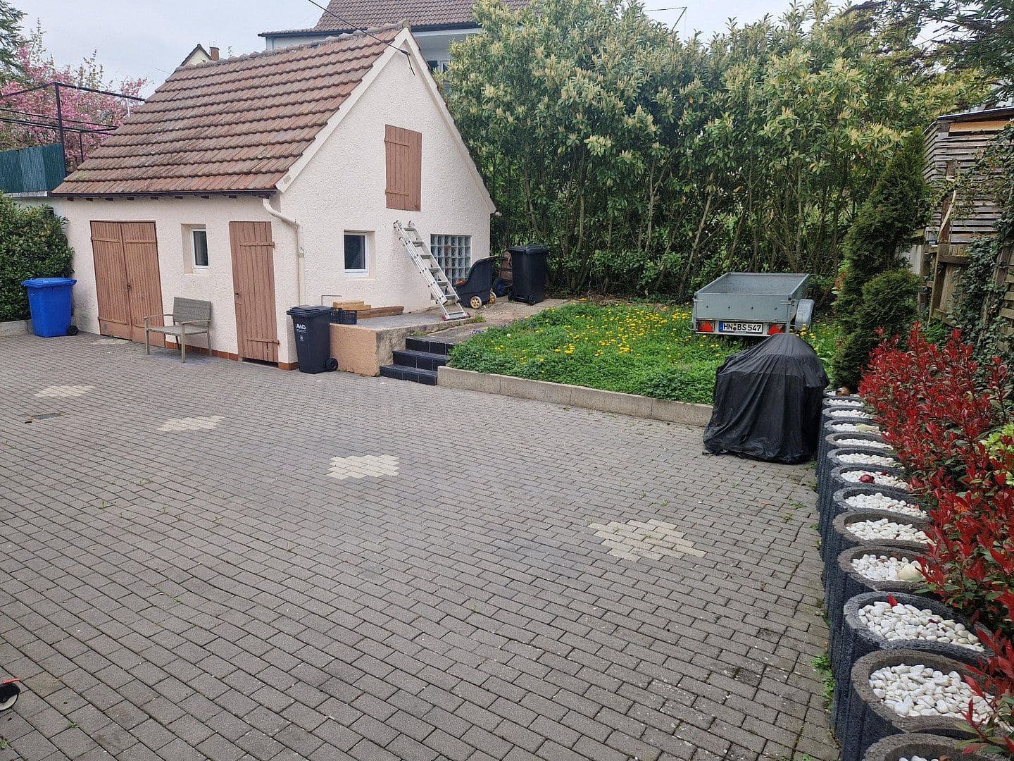 Prodej domu 155 m², pozemek 707 m², Brackenheim, Bádensko-Württembersko Prodej domu 155 m², pozemek 707 m², Brackenheim, Bádensko-Württembersko