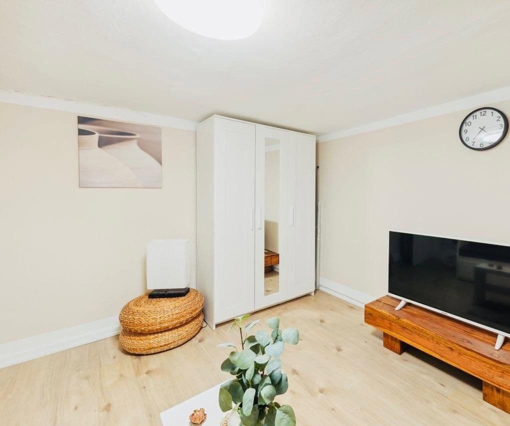 Pronájem bytu 1+1 32 m², Luckmoor 10, Hamburg, Hamburg Pronájem bytu 1+1 32 m², Luckmoor 10, Hamburg, Hamburg