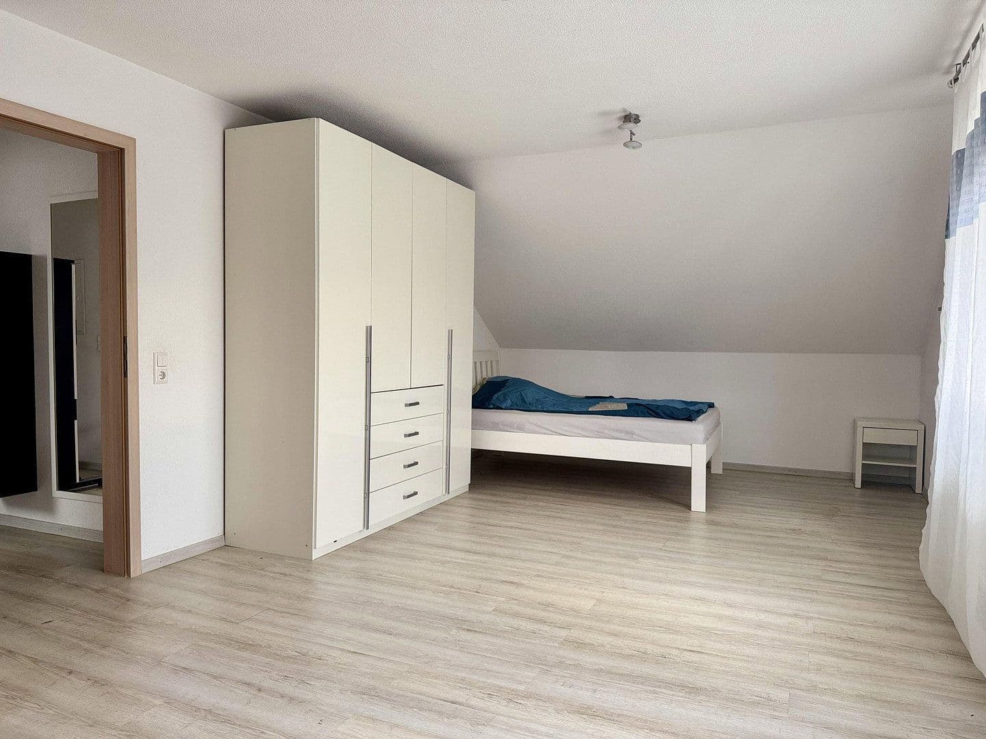 Prodej domu 145 m², pozemek 1.100 m², Offenburg, Bádensko-Württembersko Prodej domu 145 m², pozemek 1.100 m², Offenburg, Bádensko-Württembersko