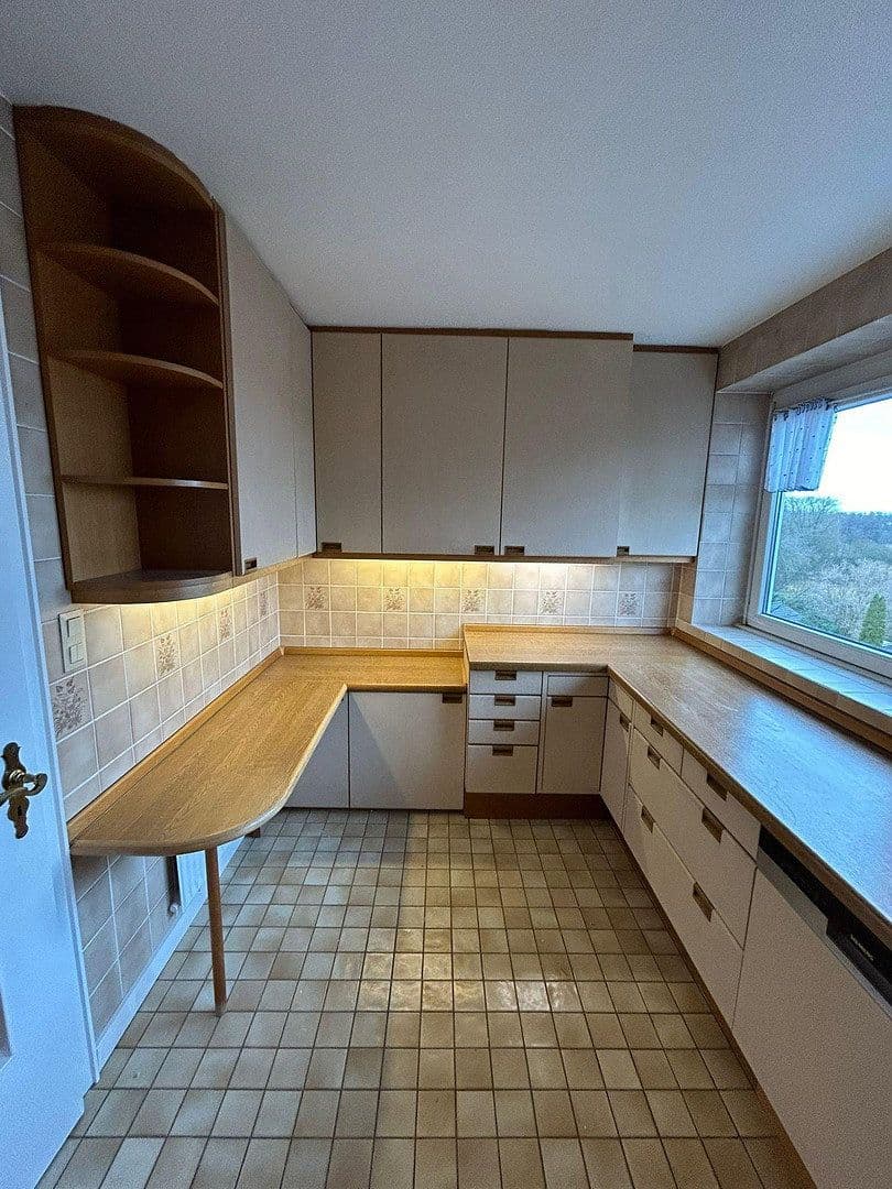 Pronájem bytu 3+1 104 m², Pinnaudamm 4, Pinneberg, Šlesvicko-Holštýnsko Pronájem bytu 3+1 104 m², Pinnaudamm 4, Pinneberg, Šlesvicko-Holštýnsko