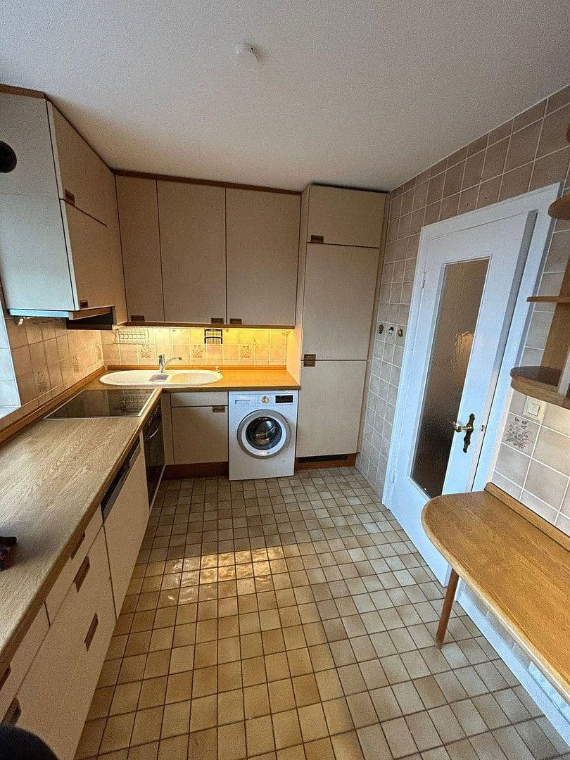 Pronájem bytu 3+1 104 m², Pinnaudamm 4, Pinneberg, Šlesvicko-Holštýnsko Pronájem bytu 3+1 104 m², Pinnaudamm 4, Pinneberg, Šlesvicko-Holštýnsko
