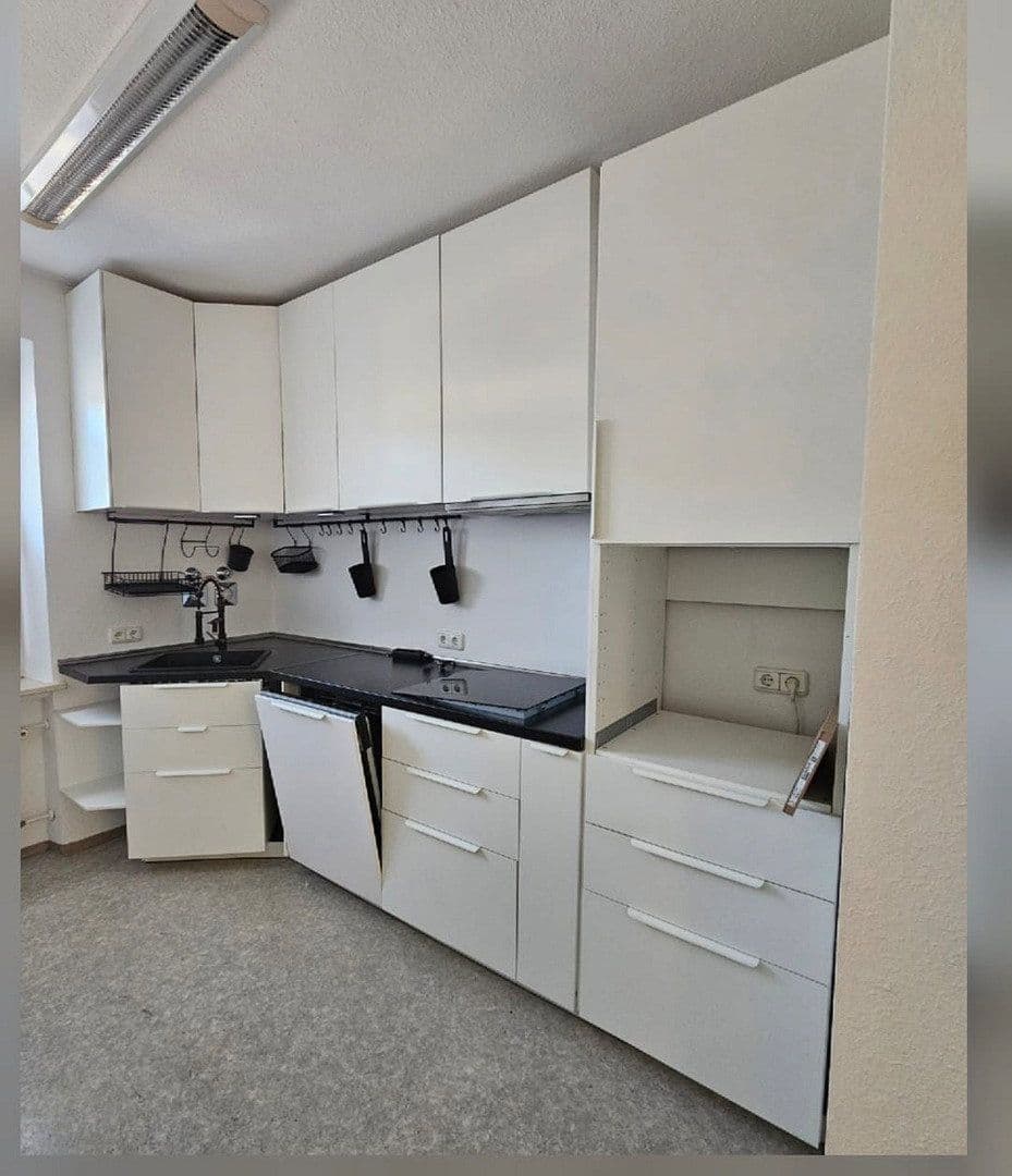 Pronájem kanceláře 109 m², Bobingen, Bavorsko Pronájem kanceláře 109 m², Bobingen, Bavorsko