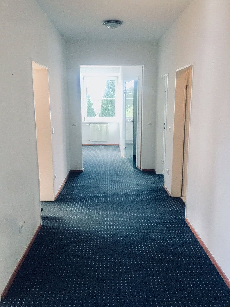 Pronájem kanceláře 109 m², Bobingen, Bavorsko Pronájem kanceláře 109 m², Bobingen, Bavorsko