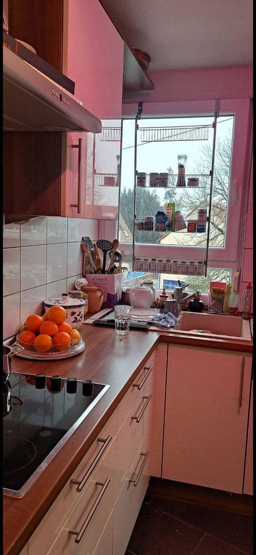Pronájem bytu 2+1 59 m², Goezstraße 3, Stuttgart-Plieningen, Bádensko-Württembersko Pronájem bytu 2+1 59 m², Goezstraße 3, Stuttgart-Plieningen, Bádensko-Württembersko