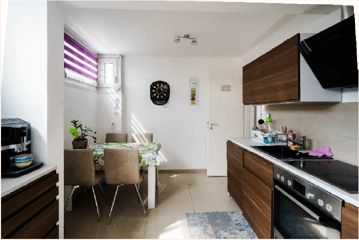Pronájem bytu 3+1 75 m², Regensburgerstraße 63, Nürnberg, Bavorsko Pronájem bytu 3+1 75 m², Regensburgerstraße 63, Nürnberg, Bavorsko