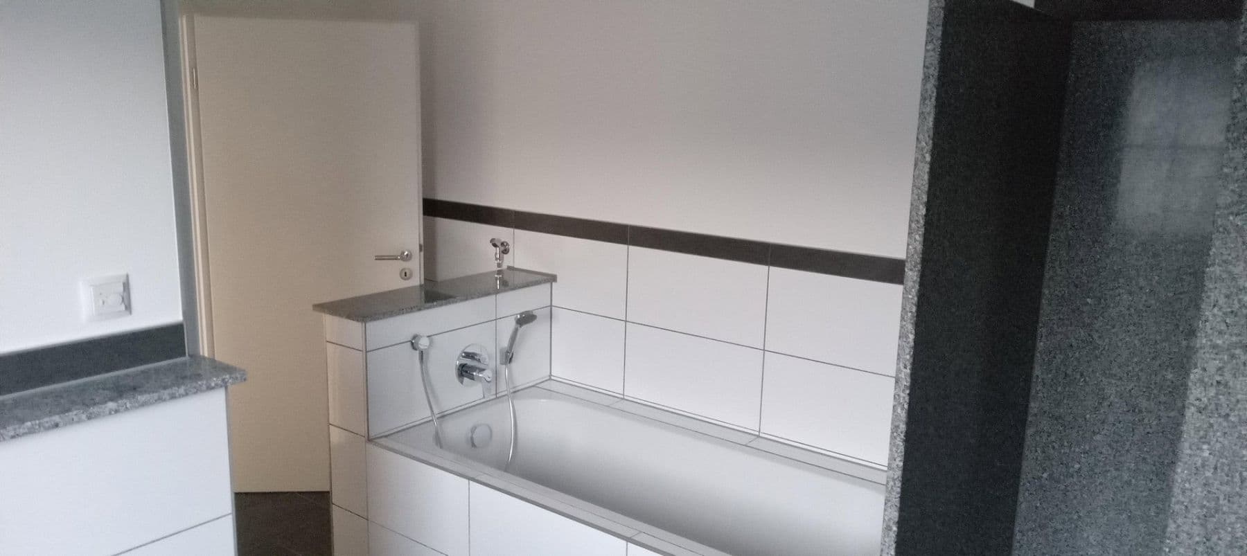 Pronájem bytu 2+1 70 m², Kirchdorf an der Iller, Bádensko-Württembersko Pronájem bytu 2+1 70 m², Kirchdorf an der Iller, Bádensko-Württembersko