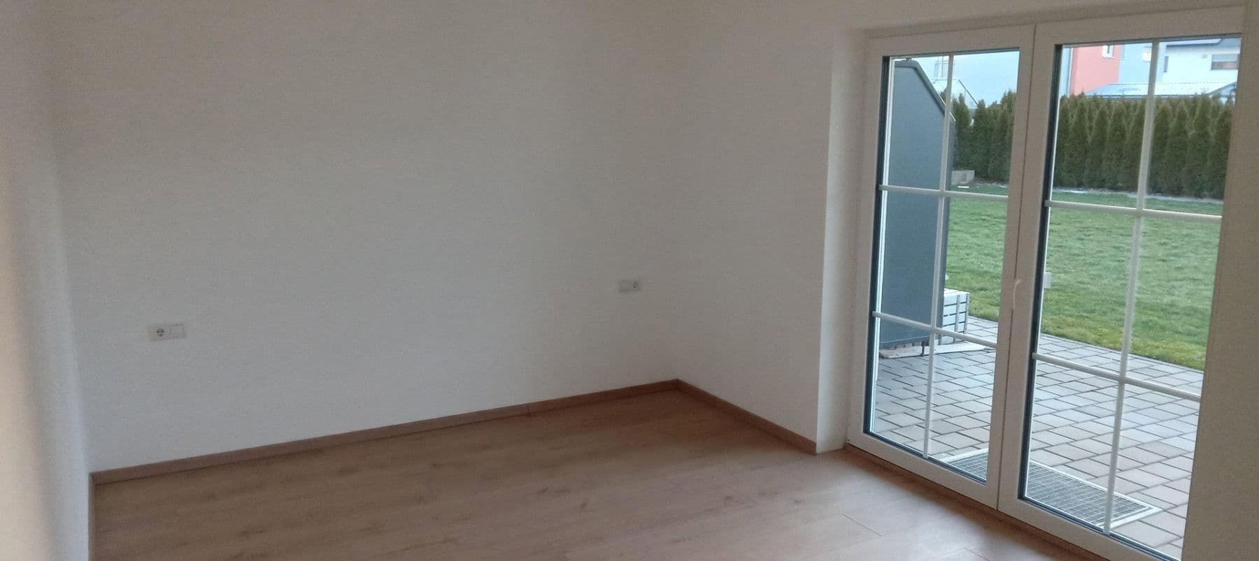 Pronájem bytu 2+1 70 m², Kirchdorf an der Iller, Bádensko-Württembersko Pronájem bytu 2+1 70 m², Kirchdorf an der Iller, Bádensko-Württembersko