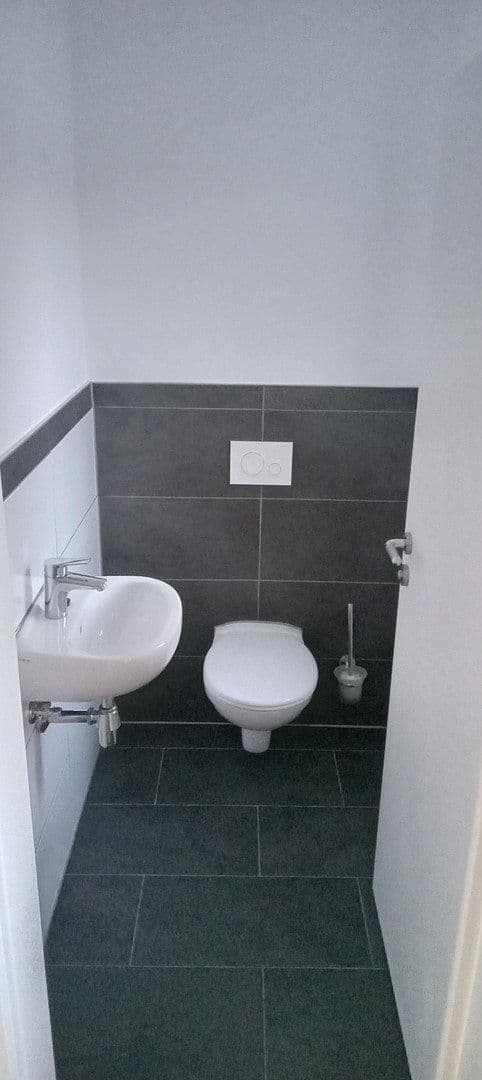 Pronájem bytu 2+1 70 m², Kirchdorf an der Iller, Bádensko-Württembersko Pronájem bytu 2+1 70 m², Kirchdorf an der Iller, Bádensko-Württembersko