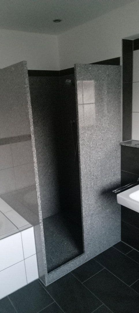 Pronájem bytu 2+1 70 m², Kirchdorf an der Iller, Bádensko-Württembersko Pronájem bytu 2+1 70 m², Kirchdorf an der Iller, Bádensko-Württembersko