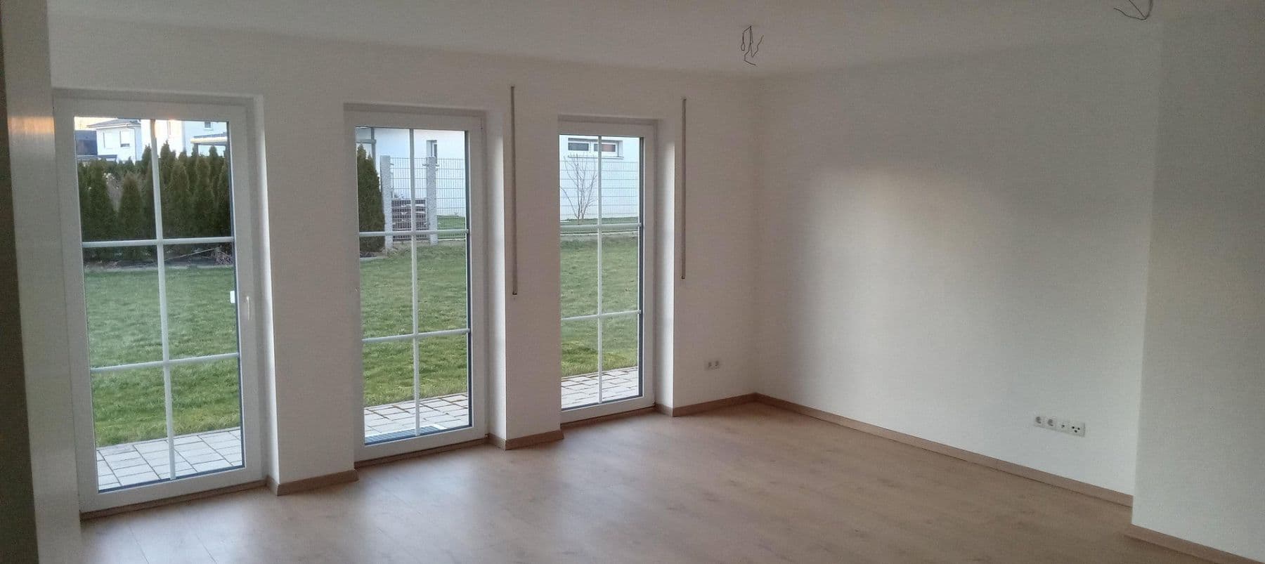 Pronájem bytu 2+1 70 m², Kirchdorf an der Iller, Bádensko-Württembersko Pronájem bytu 2+1 70 m², Kirchdorf an der Iller, Bádensko-Württembersko