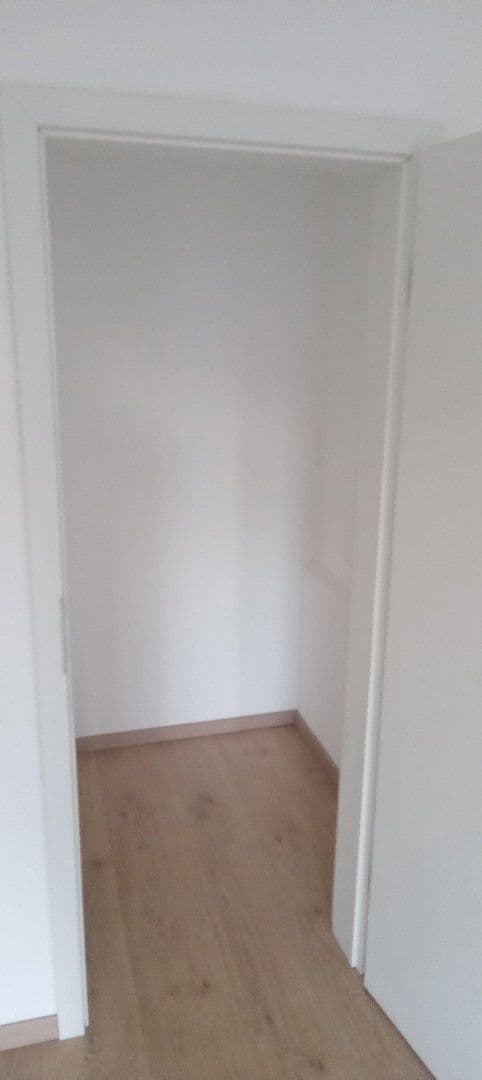 Pronájem bytu 2+1 70 m², Kirchdorf an der Iller, Bádensko-Württembersko Pronájem bytu 2+1 70 m², Kirchdorf an der Iller, Bádensko-Württembersko