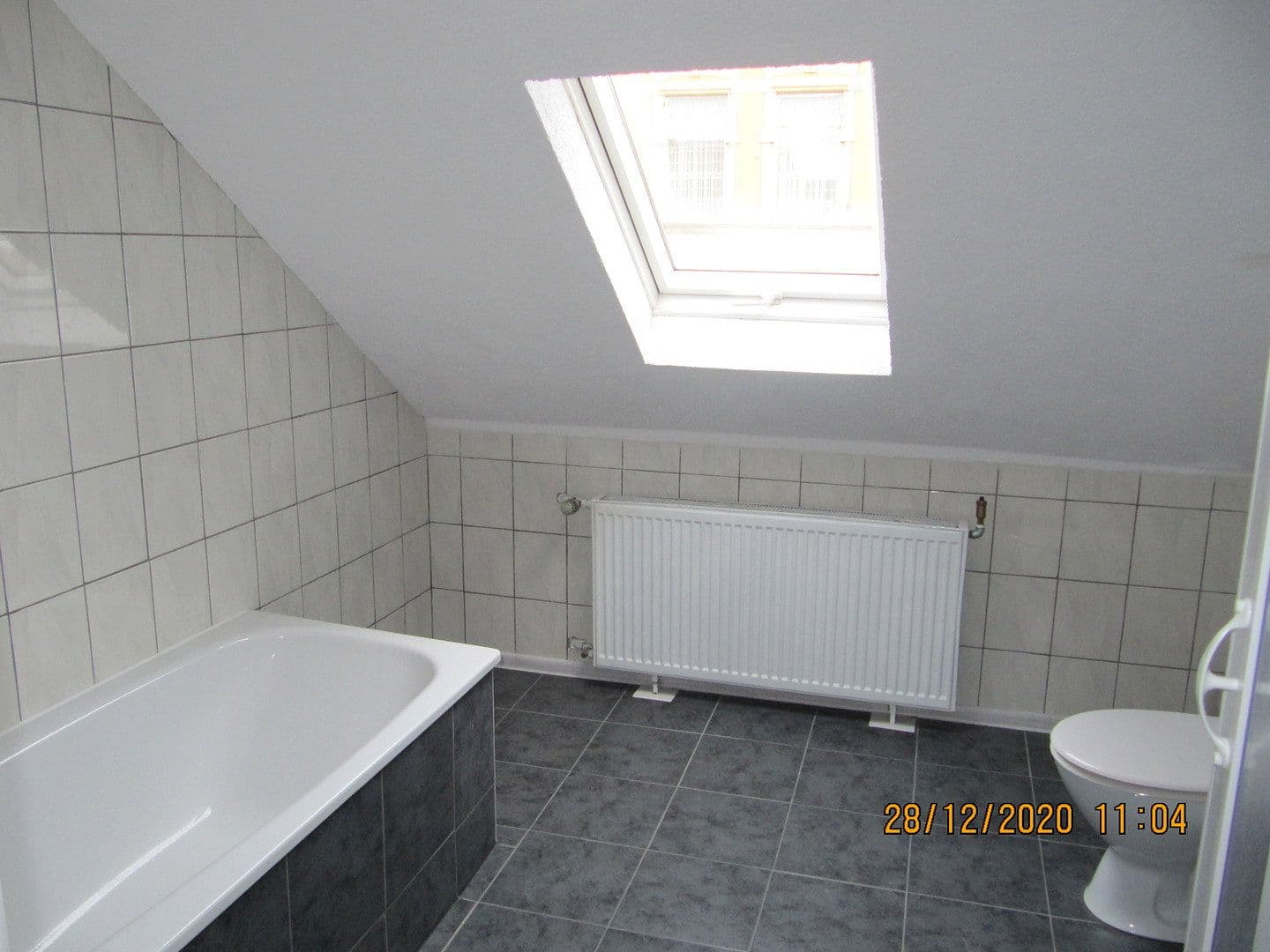 Pronájem bytu 3+1 75 m², Apolda, Durynsko Pronájem bytu 3+1 75 m², Apolda, Durynsko