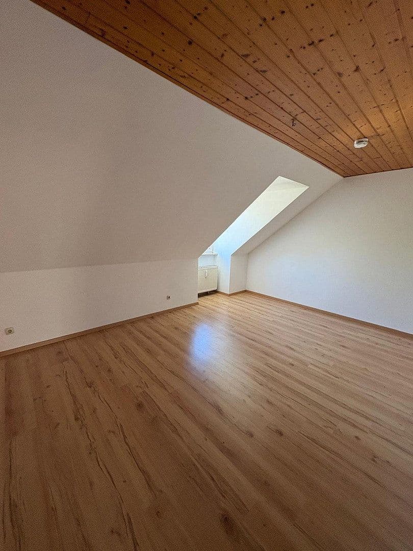Pronájem bytu 3+kk 81 m², Hindenburgstraße, 52, Ingolstadt, Bavorsko Pronájem bytu 3+kk 81 m², Hindenburgstraße, 52, Ingolstadt, Bavorsko