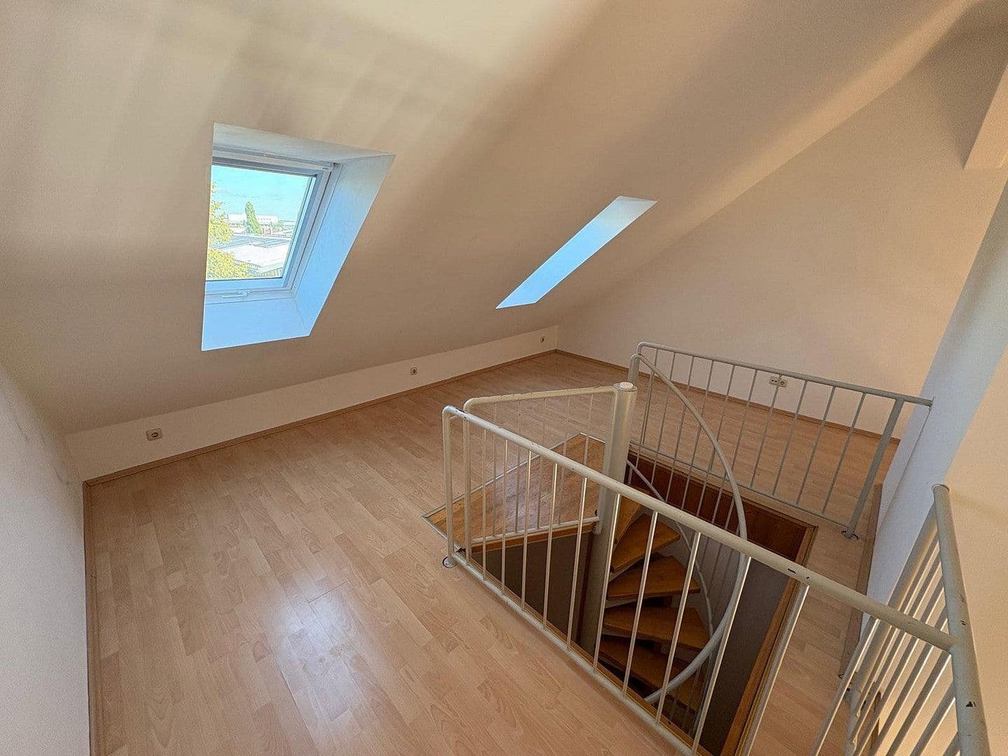 Pronájem bytu 3+kk 81 m², Hindenburgstraße, 52, Ingolstadt, Bavorsko Pronájem bytu 3+kk 81 m², Hindenburgstraße, 52, Ingolstadt, Bavorsko