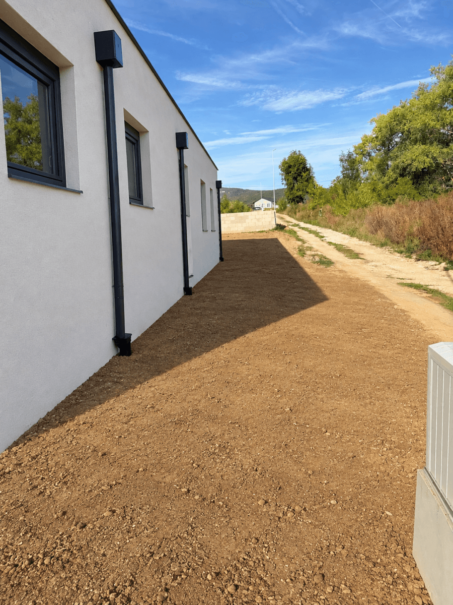Prodej domu 161 m², pozemek 854 m², Trenčianske Jastrabie, Trenčiansky kraj Prodej domu 161 m², pozemek 854 m², Trenčianske Jastrabie, Trenčiansky kraj